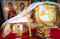 Богослужение в Никольском храме д. Ст. Волотова