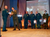 Священник поздравил работников и ветеранов подразделений по ЧС РБ 