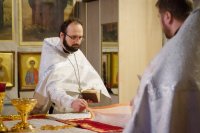 Божественная литургия в Свято-Петро-Павловском кафедральном соборе г.Гомеля