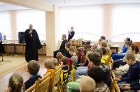 Преосвященный Стефан посетил Гомельский детский дом