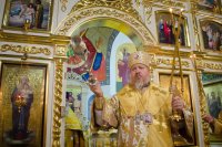 Божественная литургия неделю 32-ю по Пятидесятнице, день Поклонения честным веригам ап. Петра