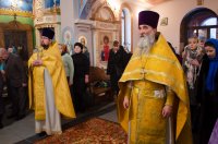 Божественная литургия неделю 32-ю по Пятидесятнице, день Поклонения честным веригам ап. Петра