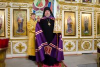 Божественная литургия неделю 32-ю по Пятидесятнице, день Поклонения честным веригам ап. Петра