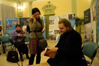 Презентация книги "Апельсиновые святые" в Москве