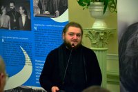 Презентация книги "Апельсиновые святые" в Москве