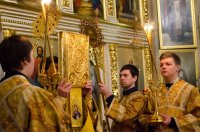 Вечернее богослужение с чтением акафиста нараспев Вечернее богослужение с чтением акафиста нараспев