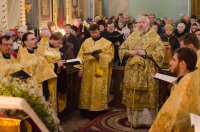 Вечернее богослужение с чтением акафиста нараспев Вечернее богослужение с чтением акафиста нараспев