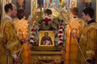 Вечернее богослужение с чтением акафиста нараспев Вечернее богослужение с чтением акафиста нараспев