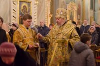 Вечернее богослужение с чтением акафиста нараспев Вечернее богослужение с чтением акафиста нараспев