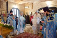Божественная литургия в день праздника иконы Божией Матери "Отрада и Утешение"