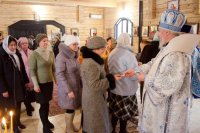 Божественная литургия в день праздника иконы Божией Матери "Отрада и Утешение"