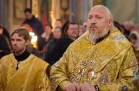 Вечернее богослужение с чтением акафиста нараспев