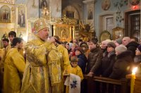 Вечернее богослужение с чтением акафиста нараспев