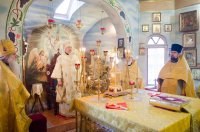 Божественная литургия в день празднования перенесения мощей свт. Иоанна Златоуста