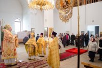 Божественная литургия в Неделю о блудном сыне, Собор Вселенских учителей и святителей Василия Великого, Григория Богослова и Иоанна Златоустого