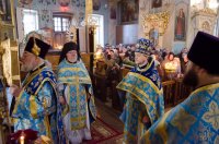 Божественная литургия в праздник Сретения Господня Божественная литургия в праздник Сретения Господня