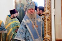 Преосвященный Стефан сослужил за Божественной литургией митрополиту Смоленскому и Рославльскому Исидору