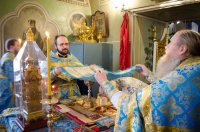 Божественная литургия в день попразднства Сретения Господня