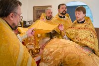 Божественная литургия в преддверии дня памяти святителя Феодосия Черниговского