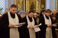 Вечернее богослужение в канун Вселенской родительской субботы