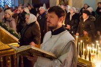 Заупокойная Божественная литургия во Вселенскую родительскую субботу