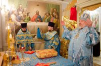  Божественная литургия в криптовом храме Свято-Петро-Павловском кафедрального собора