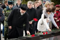 Преосвященный Стефан принял участие в митинге в честь Дня защитника Отечества