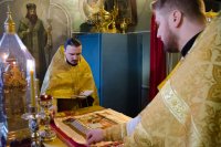 Божественная литургия в день памяти сщмч. Харалампия Божественная литургия в день памяти сщмч. Харалампия