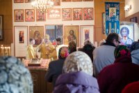 Преосвященнейший Стефан возглавил Божественную литургию в храме Святой Живоначальной Троицы д.Заспа Преосвященнейший Стефан возглавил Божественную литургию в храме Святой Живоначальной Троицы д.Заспа