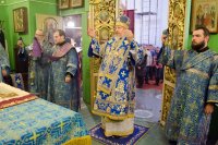 Божественная литургия Преждеосвященных Даров в праздник Козельщанской иконы Божией Матери