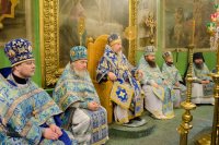 Божественная литургия Преждеосвященных Даров в праздник Козельщанской иконы Божией Матери