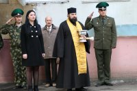 Священнослужитель принял участие в Торжественном митинге по случаю вручения оружия военнослужащим мобилизационного резерва