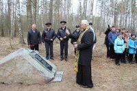 РОГАЧЕВ. Торжественное открытие памятного знака на месте героической гибели В. Н. Степанова РОГАЧЕВ. Торжественное открытие памятного знака на месте героической гибели В. Н. Степанова