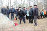 РОГАЧЕВ. Торжественное открытие памятного знака на месте героической гибели В. Н. Степанова РОГАЧЕВ. Торжественное открытие памятного знака на месте героической гибели В. Н. Степанова
