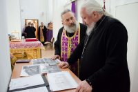 Преосвященнейший Стефан совершил пассию в храме св. вмч. и целителя Пантелеимона г.Гомеля. 