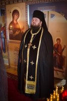 Преосвященнейший Стефан, совершил Пассию с чтением акафиста страстям Христовым