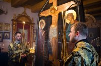 Преосвященнейший Стефан, совершил Пассию с чтением акафиста страстям Христовым