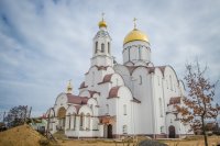 Преосвященный Стефан совершил рабочие визиты в строящиеся храмы Рогачёвского округа