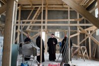 Преосвященный Стефан совершил рабочие визиты в строящиеся храмы Рогачёвского округа