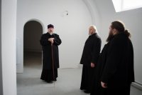 Преосвященный Стефан совершил рабочие визиты в строящиеся храмы Рогачёвского округа