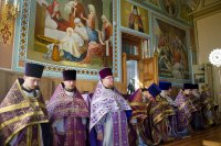 Божественная литургия Преждеосвященных Даров в день памяти Алексия, человека Божиего