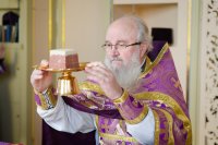 Божественная литургия Преждеосвященных Даров в день памяти Алексия, человека Божиего