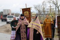 В храм вмц. Варвары аг. Боровики был доставлен ковчег с частицами мощей семи святых