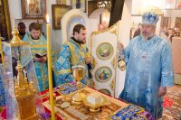 Божественная литургия в Субботу Акафиста, Похвалы Пресвятой Богородицы