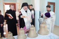 Владыка совершил чин освящения колоколов в храме Казанской иконы Божией Матери, д.Милоград Владыка совершил чин освящения колоколов в храме Казанской иконы Божией Матери, д.Милоград