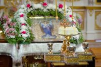 Всенощное бдение в канун Собора Архангела Гавриила и Лазаревой Субботы