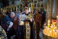 Вечерня с выносом Плащаницы Вечерня с выносом Плащаницы