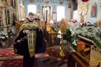 Вечерня с выносом Плащаницы Вечерня с выносом Плащаницы