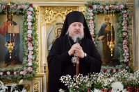 Вечерня с выносом Плащаницы Вечерня с выносом Плащаницы