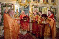 Преосвященнейший Стефан возглавил праздничные Пасхальные богослужения Преосвященнейший Стефан возглавил праздничные Пасхальные богослужения